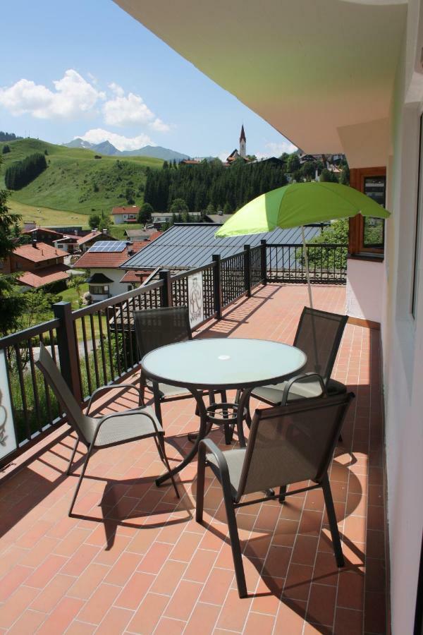 Wiesenhof Berwang Esterno foto