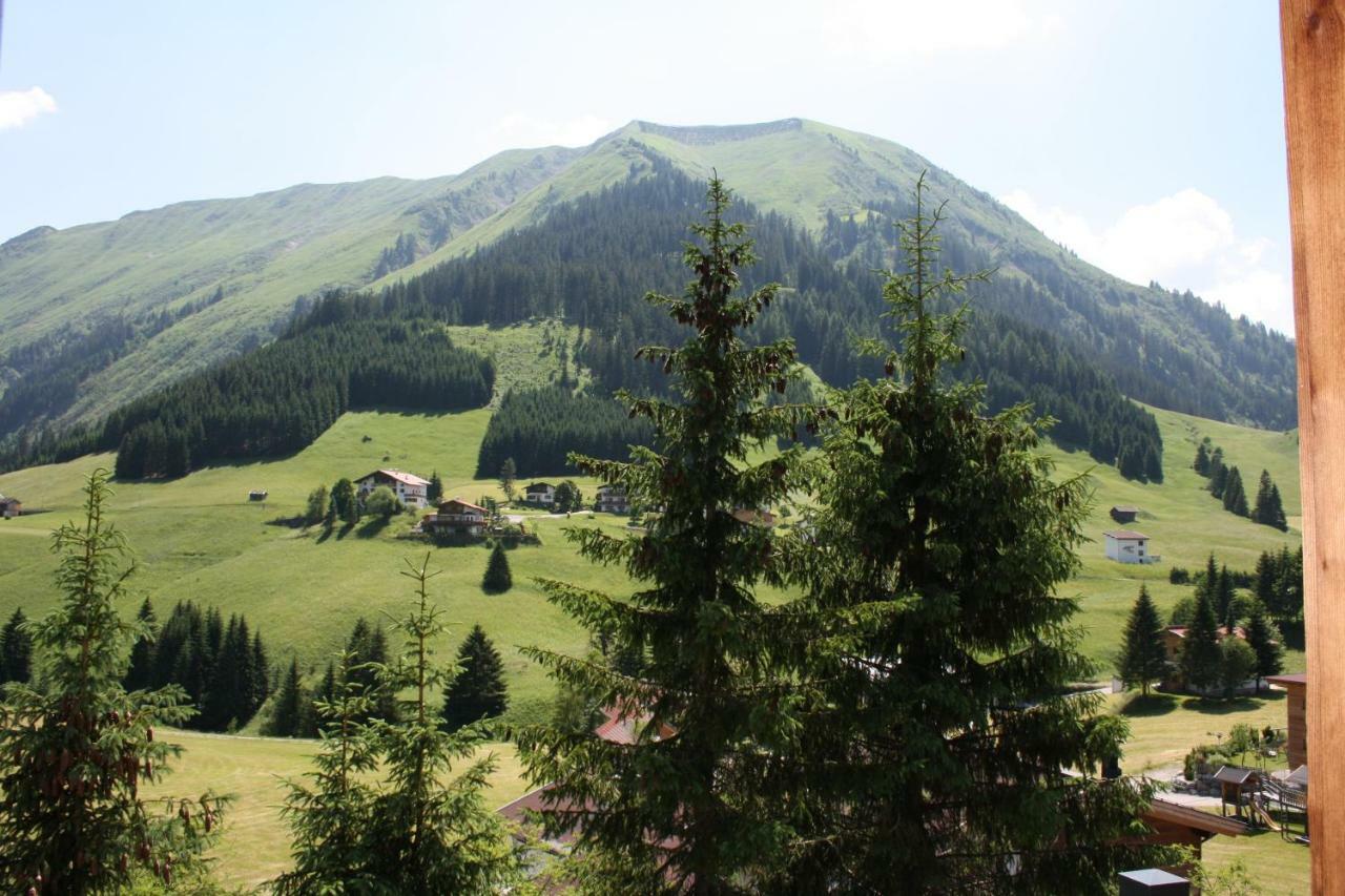 Wiesenhof Berwang Esterno foto