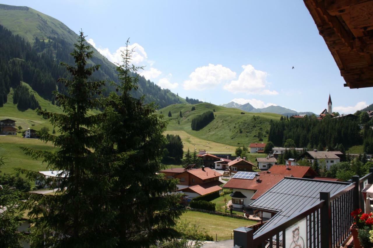 Wiesenhof Berwang Esterno foto